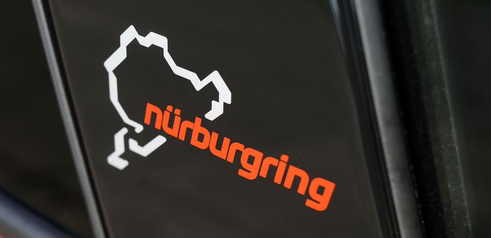 Un tour du Nürburgring en ZX-10R