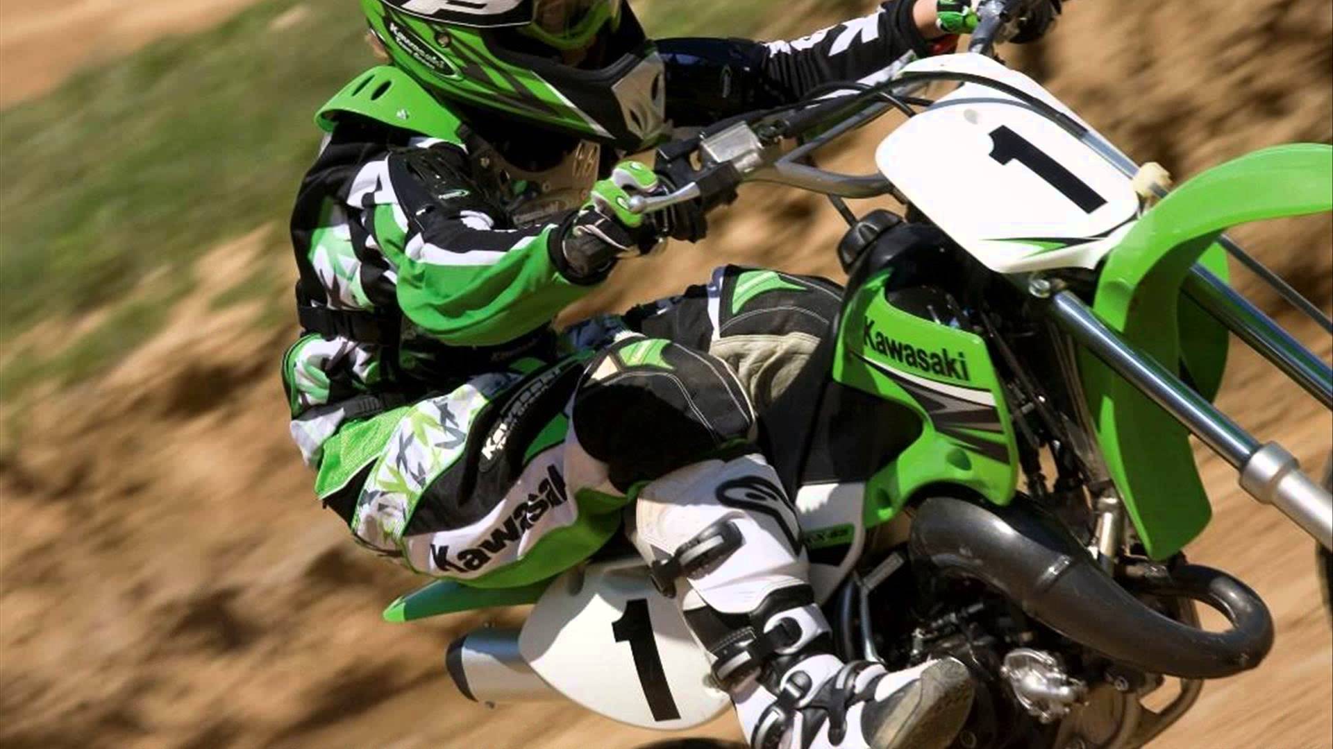 Quand Destry Abbott part rouler avec sa kx500