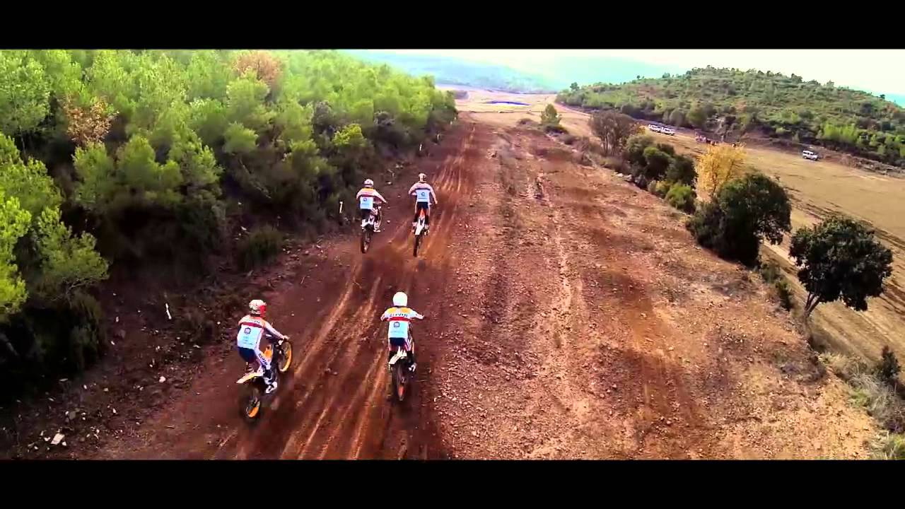 Quand Marquez et Pedrosa s’essayent au trial !