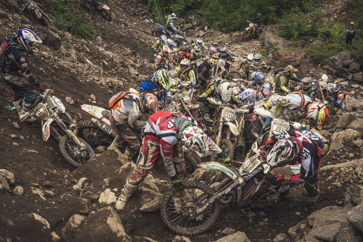 Red Bull Hare Scramble 2016 : Slow motion !