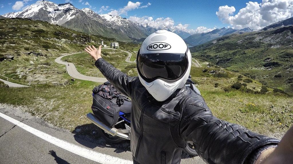 Les ALPES à moto : Le Road Trip Ultime de Tonton Bécane