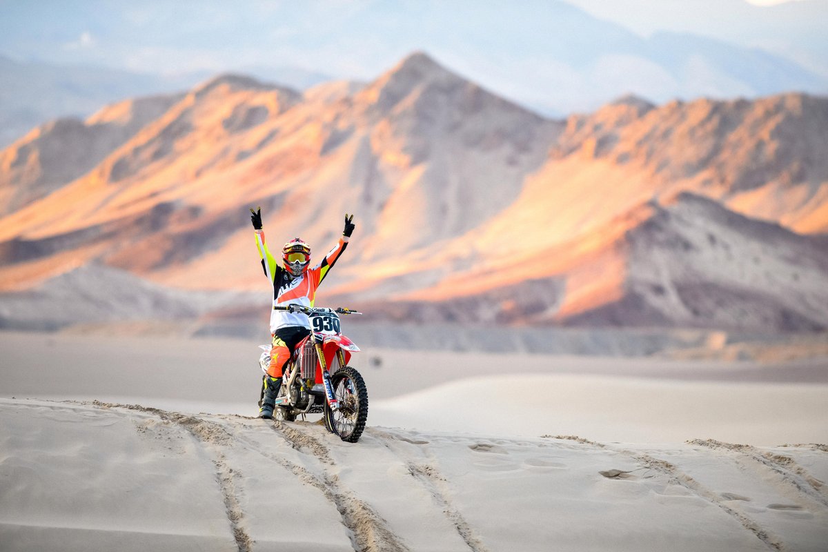 Une session freeride dans les dunes de la Death Valley